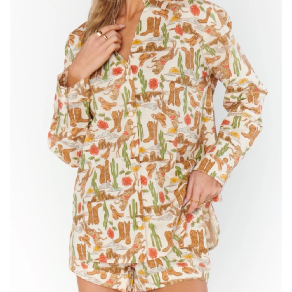 Show Me Your MuMu NWT Rodeo Escape Print Pajama Set